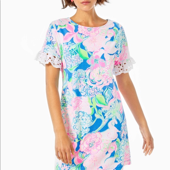 Lilly Pulitzer Dresses & Skirts - Lilly Pulitzer size Large Helina Tshirt Dress